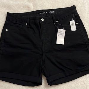 Old Navy - Size 14 black jean shorts - high rise